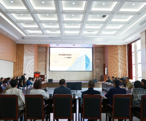 为（内部）客户提供价值，，为实现“领跑”赋能加速